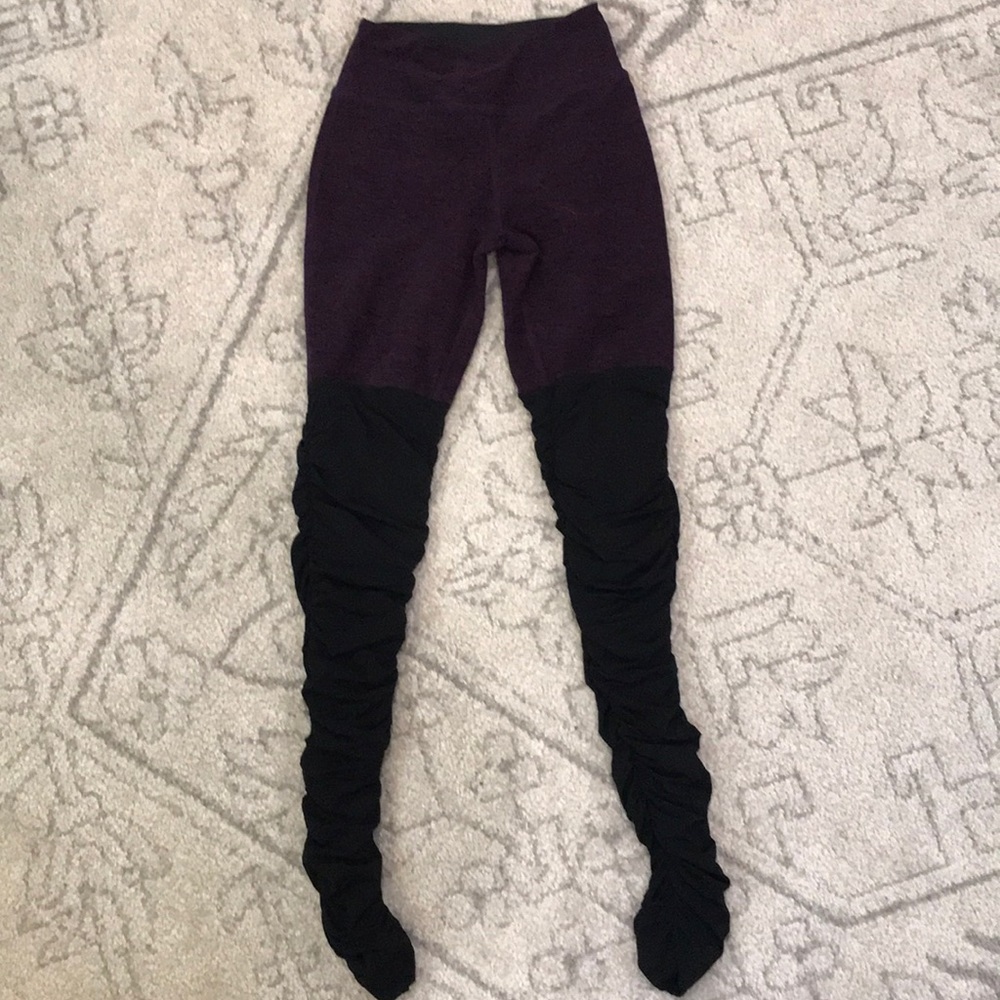 Beyond Yoga Purple Space Dye Leg warmer Legging